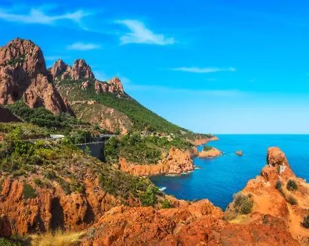 Village Cap Esterel Vue 아파트